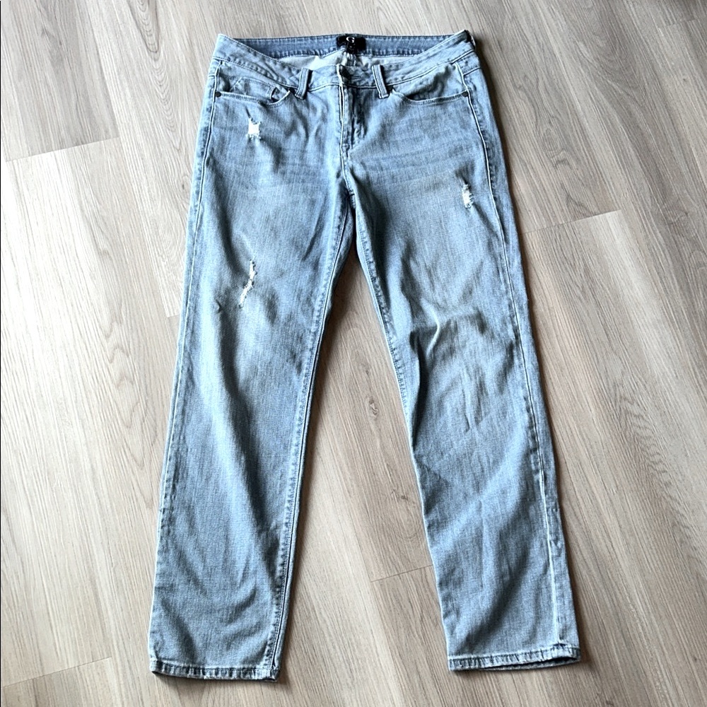 G by Giuliana Distressed Straight Leg Jeans 10 Blue Lite Wash Classic Denim